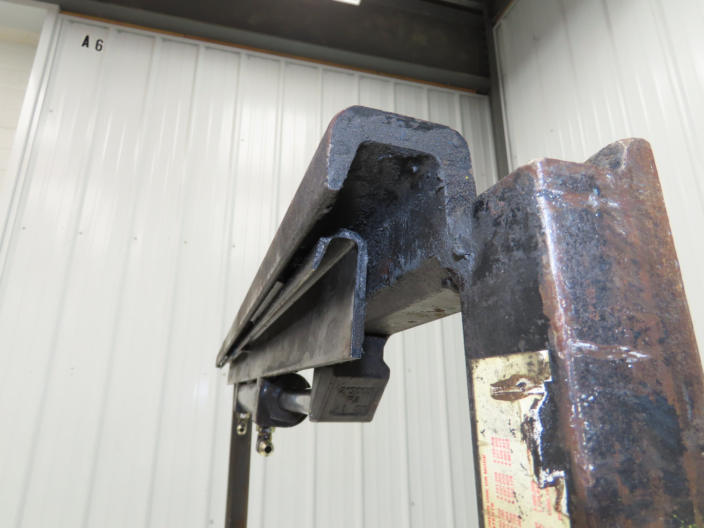 Cascade Forklift Side Shift 16" Class 2 Fork 41" Chassis