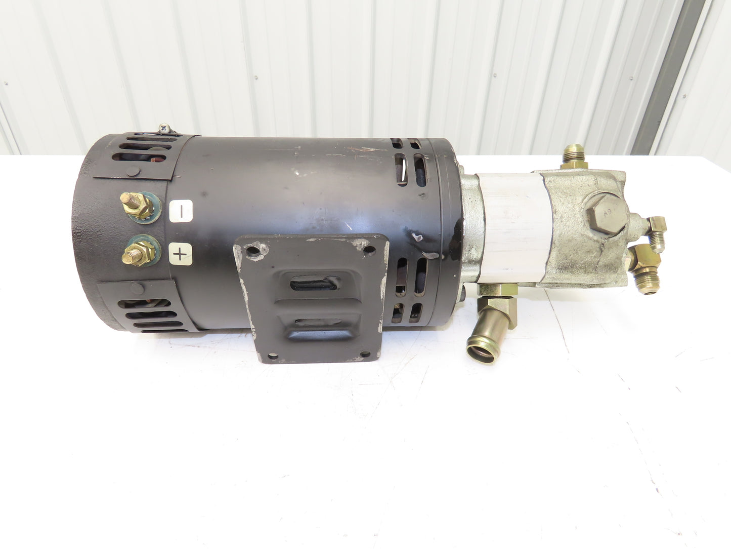 Hyster D-563203X8029 Hydraulic Pump & Motor 24VDC Removed From N30XMR2 Forklift