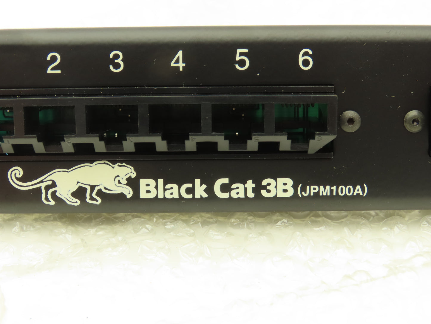 Black Box JPM100A Black Cat 3B Rack Mount Cat 3 Network Patch Panel 24 Port AT&T