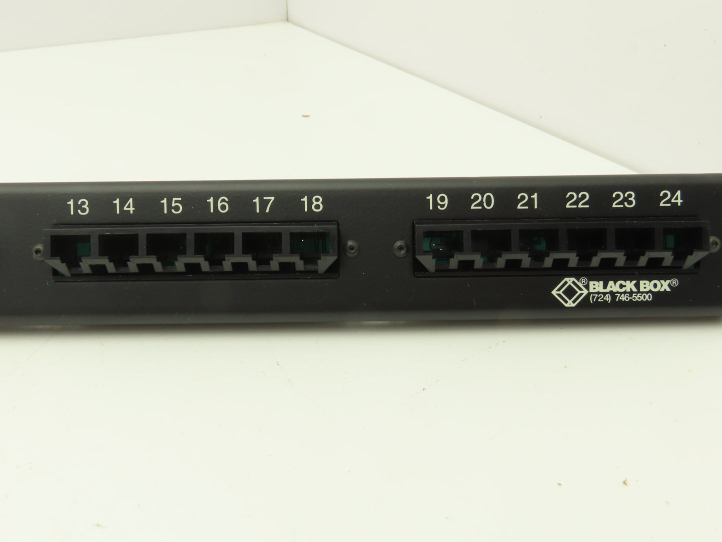 Black Box JPM100A Black Cat 3B Rack Mount Cat 3 Network Patch Panel 24 Port AT&T