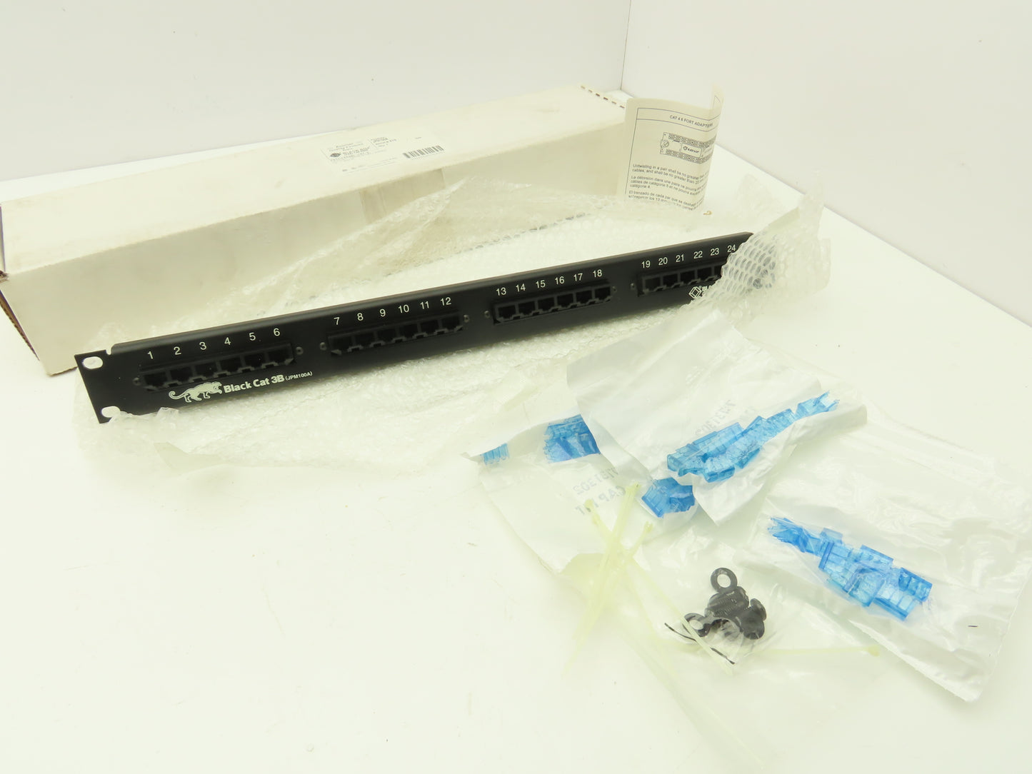 Black Box JPM100A Black Cat 3B Rack Mount Cat 3 Network Patch Panel 24 Port AT&T