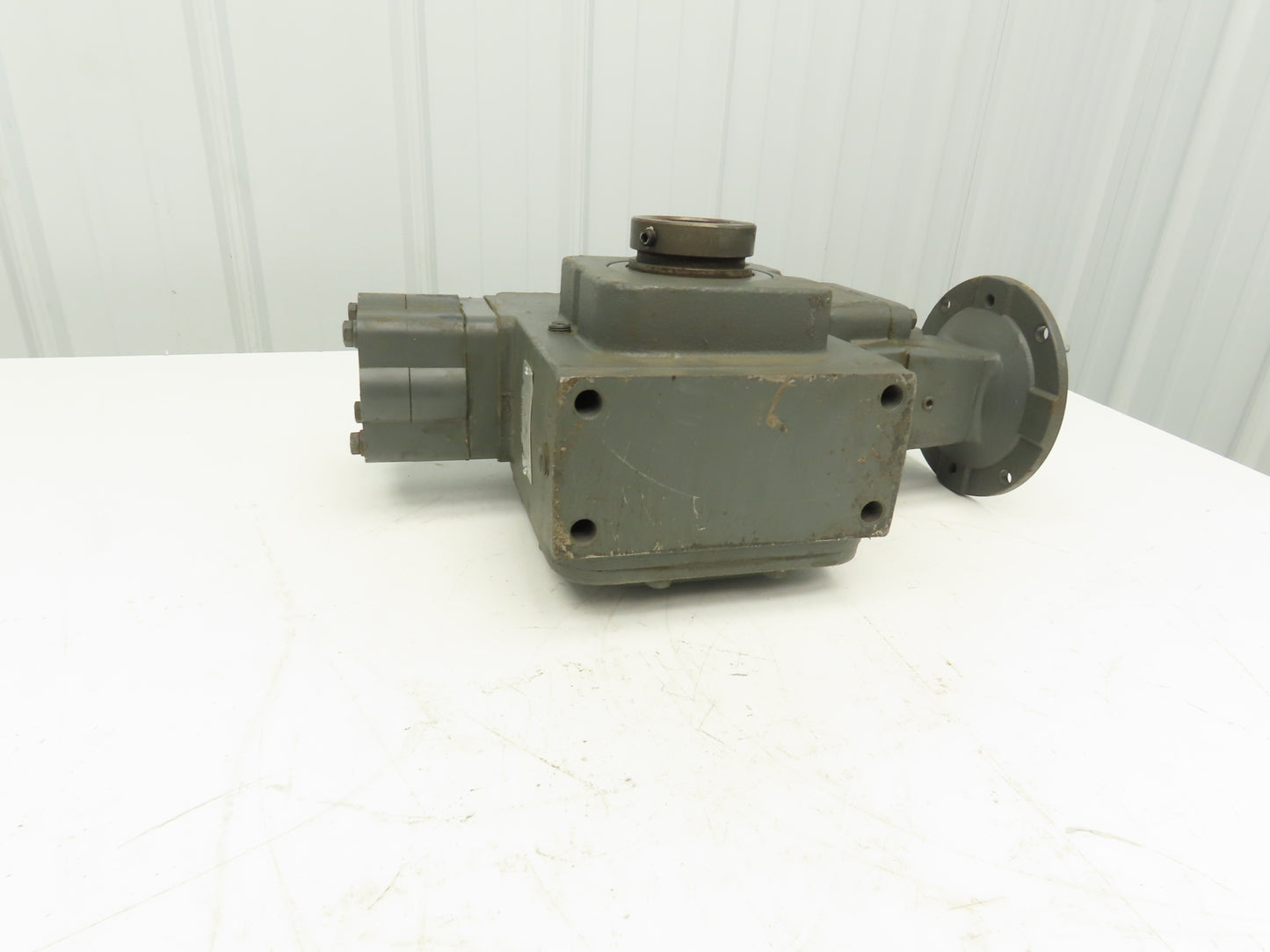 Winsmith 935MDSNXE Double Reduction Worm Gearbox 120:1 Reducer 1.53Hp 14.6 RPM