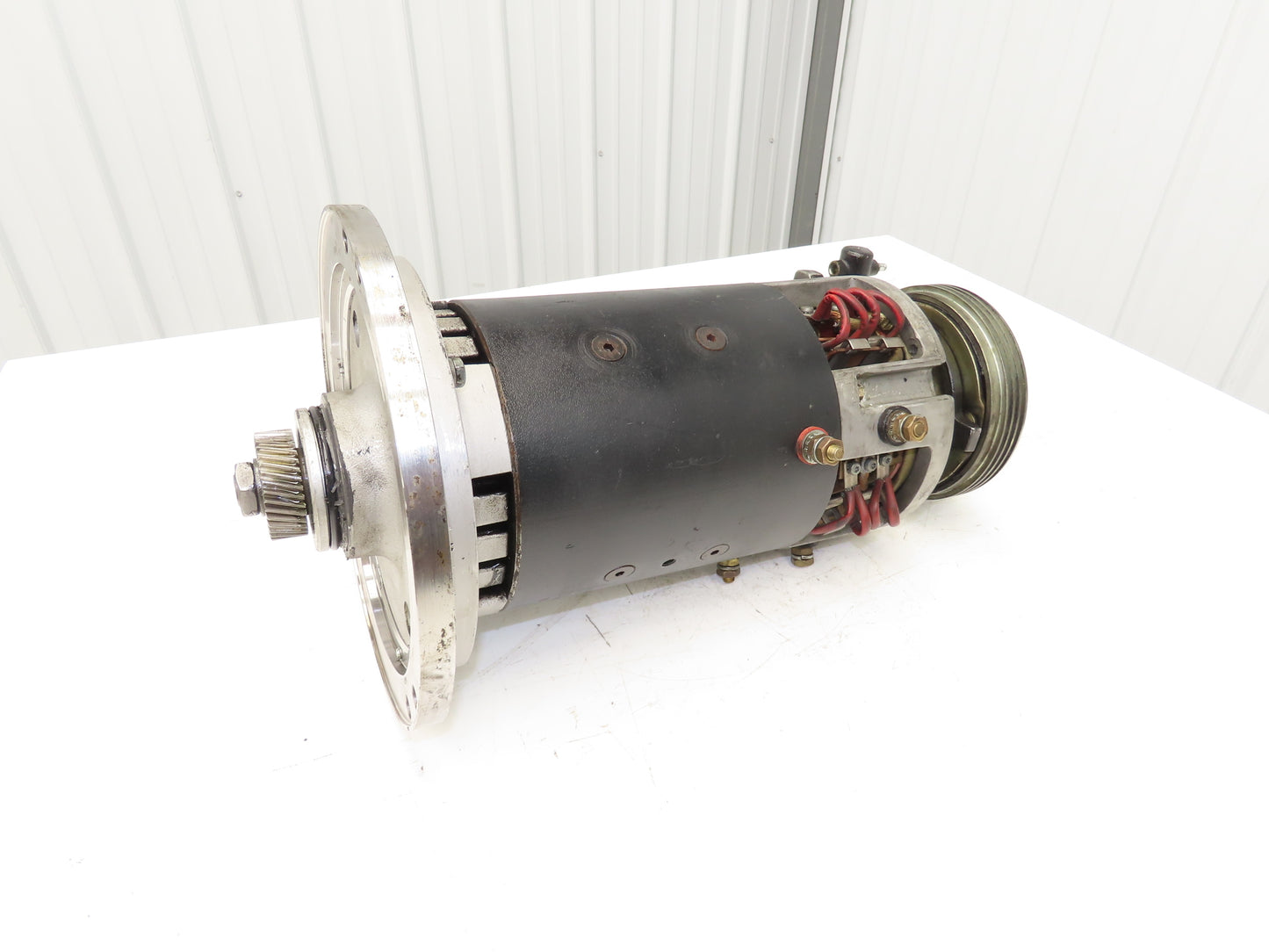 Hyster 8504042 Forklift Drive Traction Motor 24VDC Removed From N30XMR2