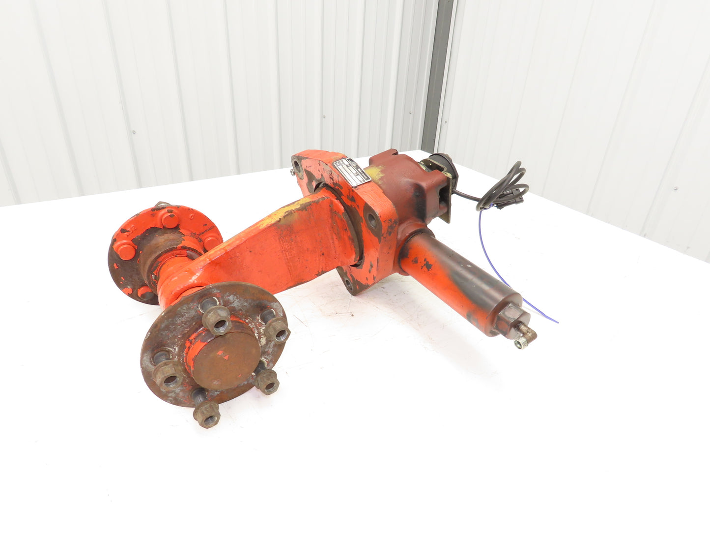 Linde E14-E20P Forklift Dual-Wheel Rear Axle Assembly Off E18C-02