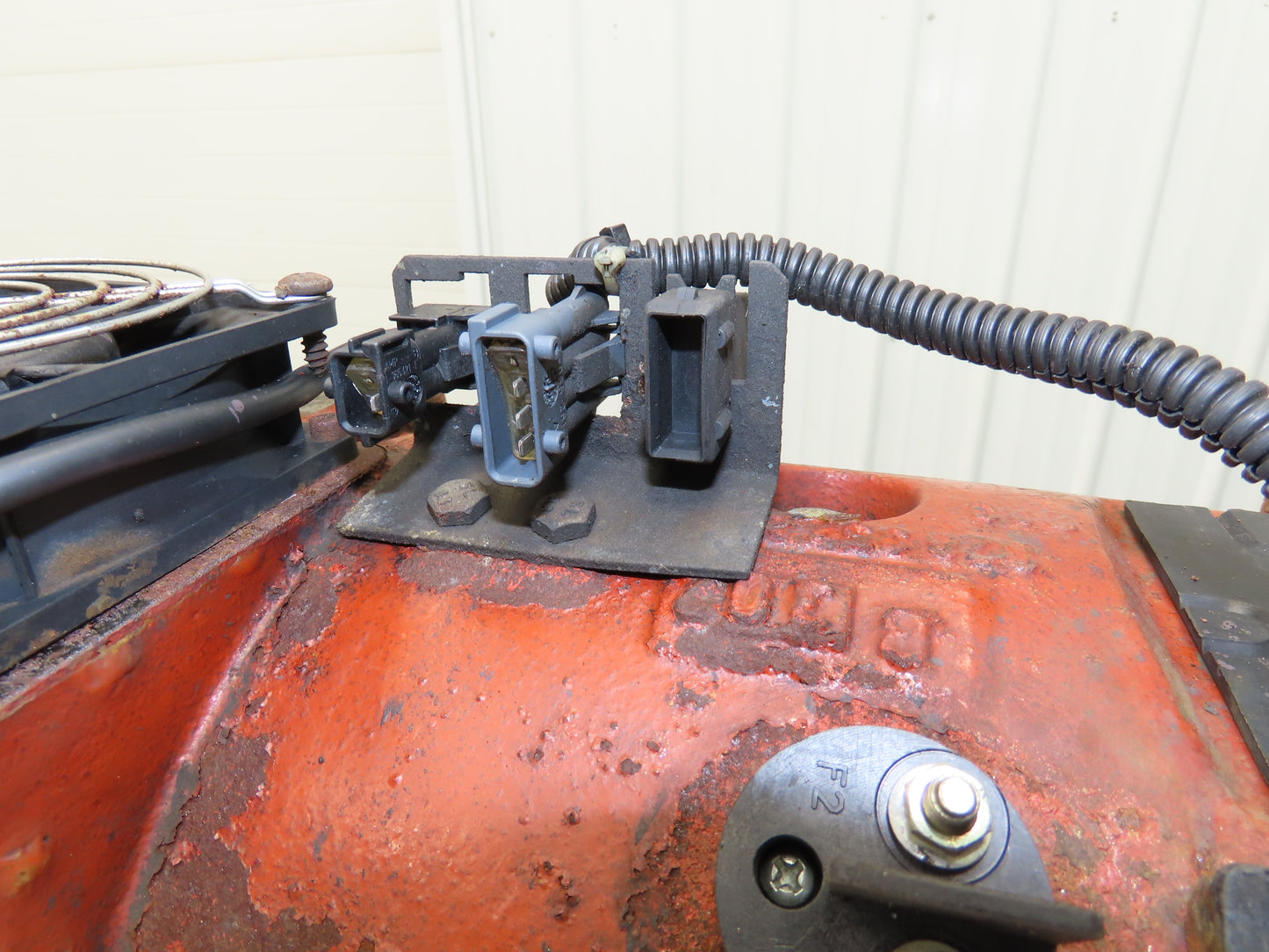 Linde AE18-03 Forklift Dual-Wheel & Motor Front Axle Assembly Off E18C-02