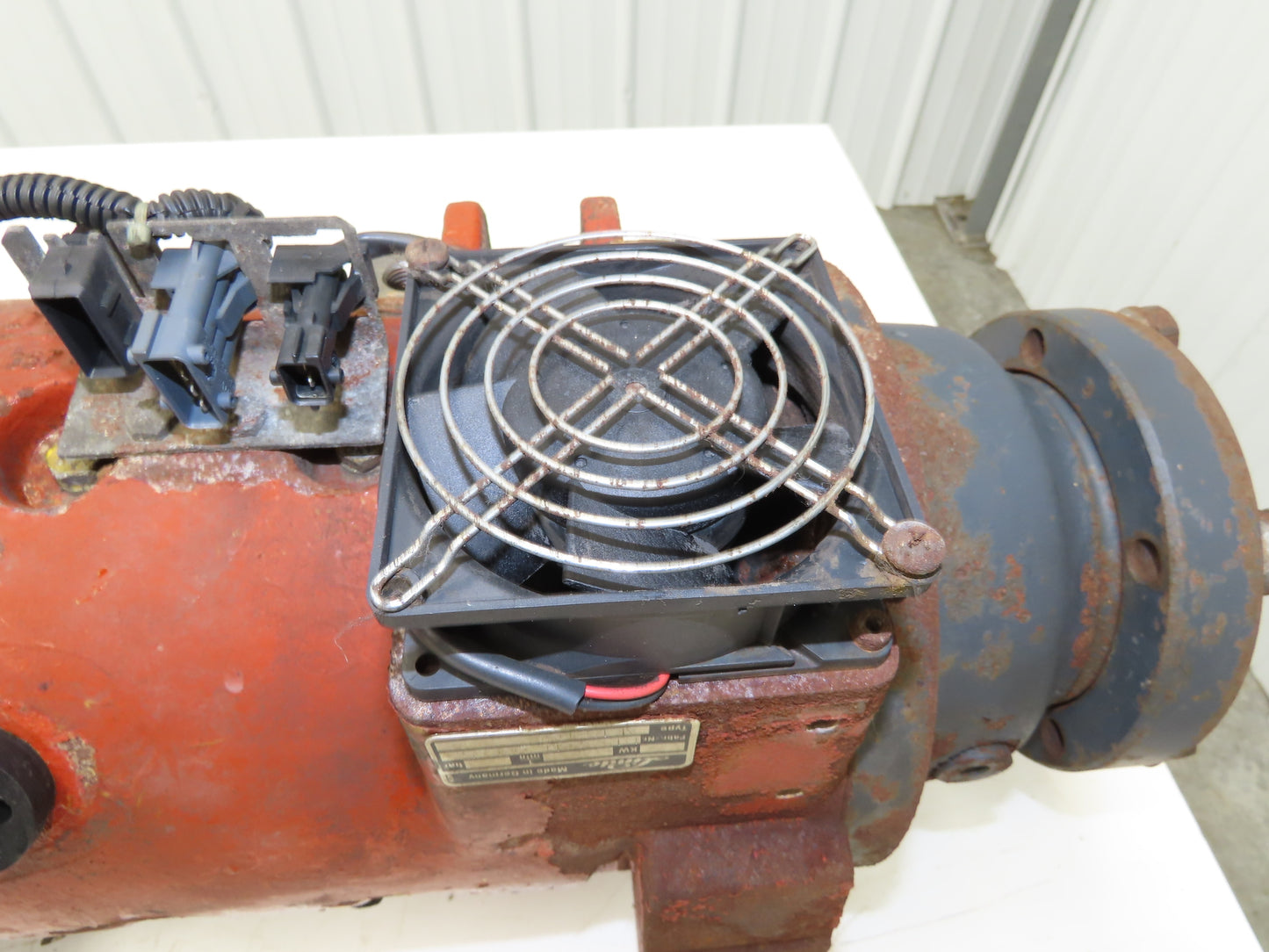 Linde AE18-03 Forklift Dual-Wheel & Motor Front Axle Assembly Off E18C-02