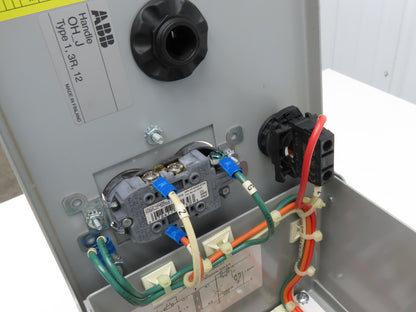 Daykin Stepdown Power Transformer 3kVA 1Ph HV 480V LV 120V with Receptacle