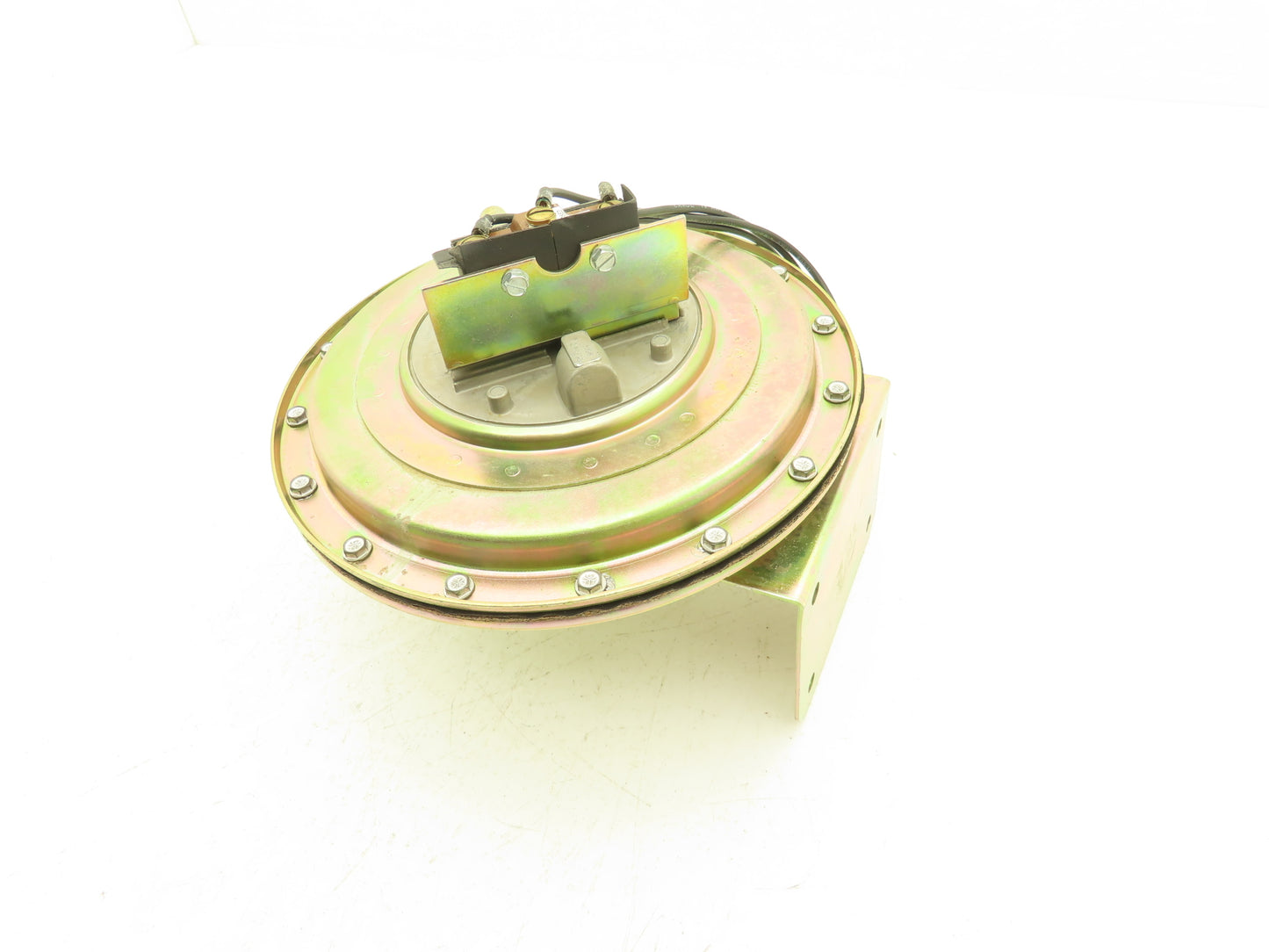 Dwyer 1638-1 Pressure Switch 0.20" to 1" WC Operating Range