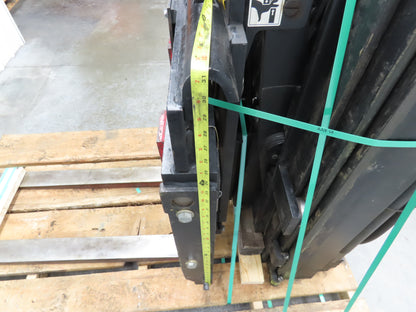 Hyster Mast & Fork Assembly 3 Stage 209" Lift 3000lb Off N30XMR2 Reach Truck