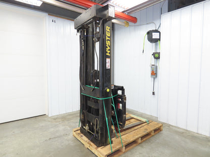 Hyster Mast & Fork Assembly 3 Stage 209" Lift 3000lb Off N30XMR2 Reach Truck