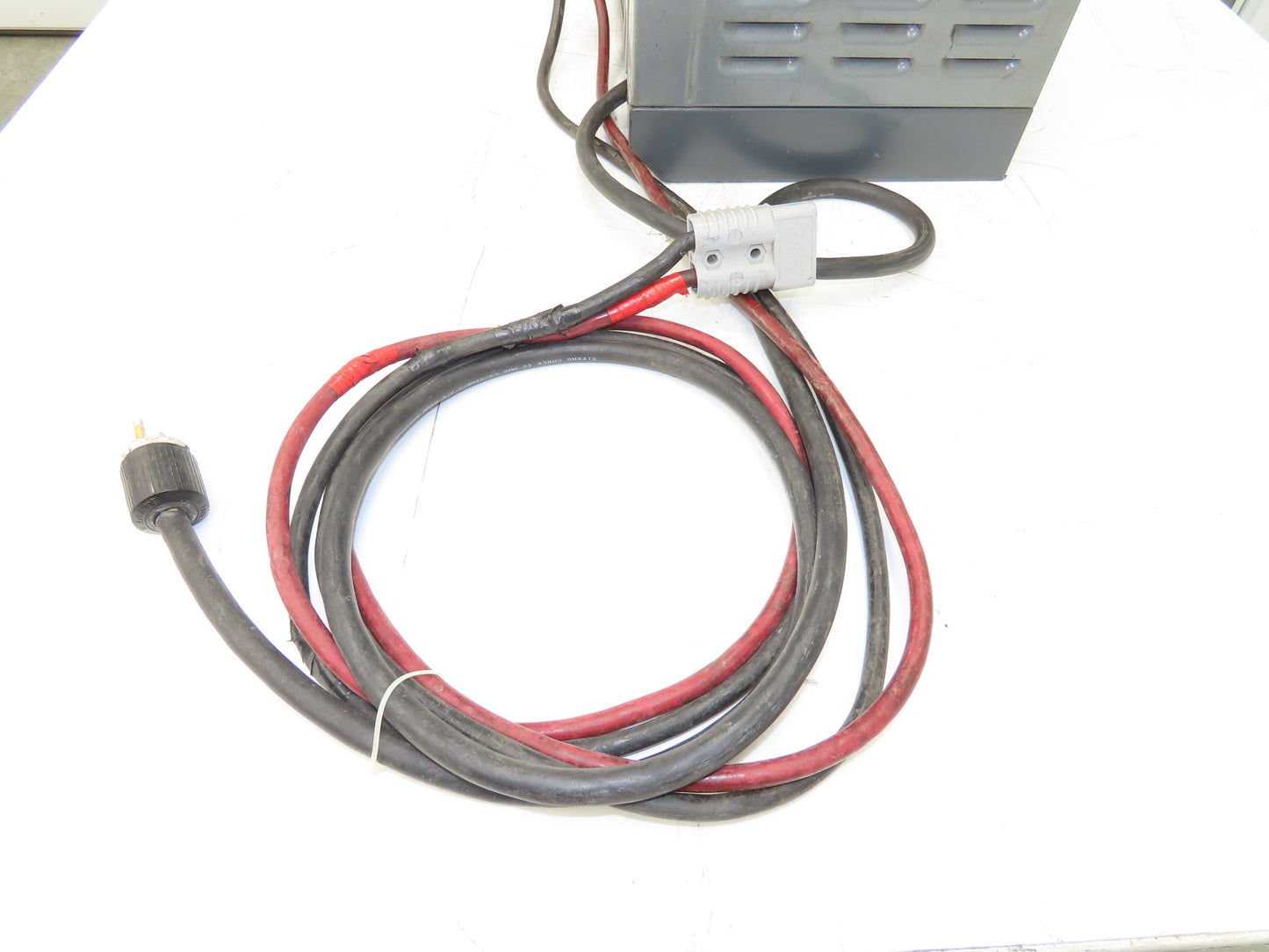 GNB SCR100-12-260S1-L Forklift Battery Charger 24V 40A 260Ah 120/208/240V 1Ph