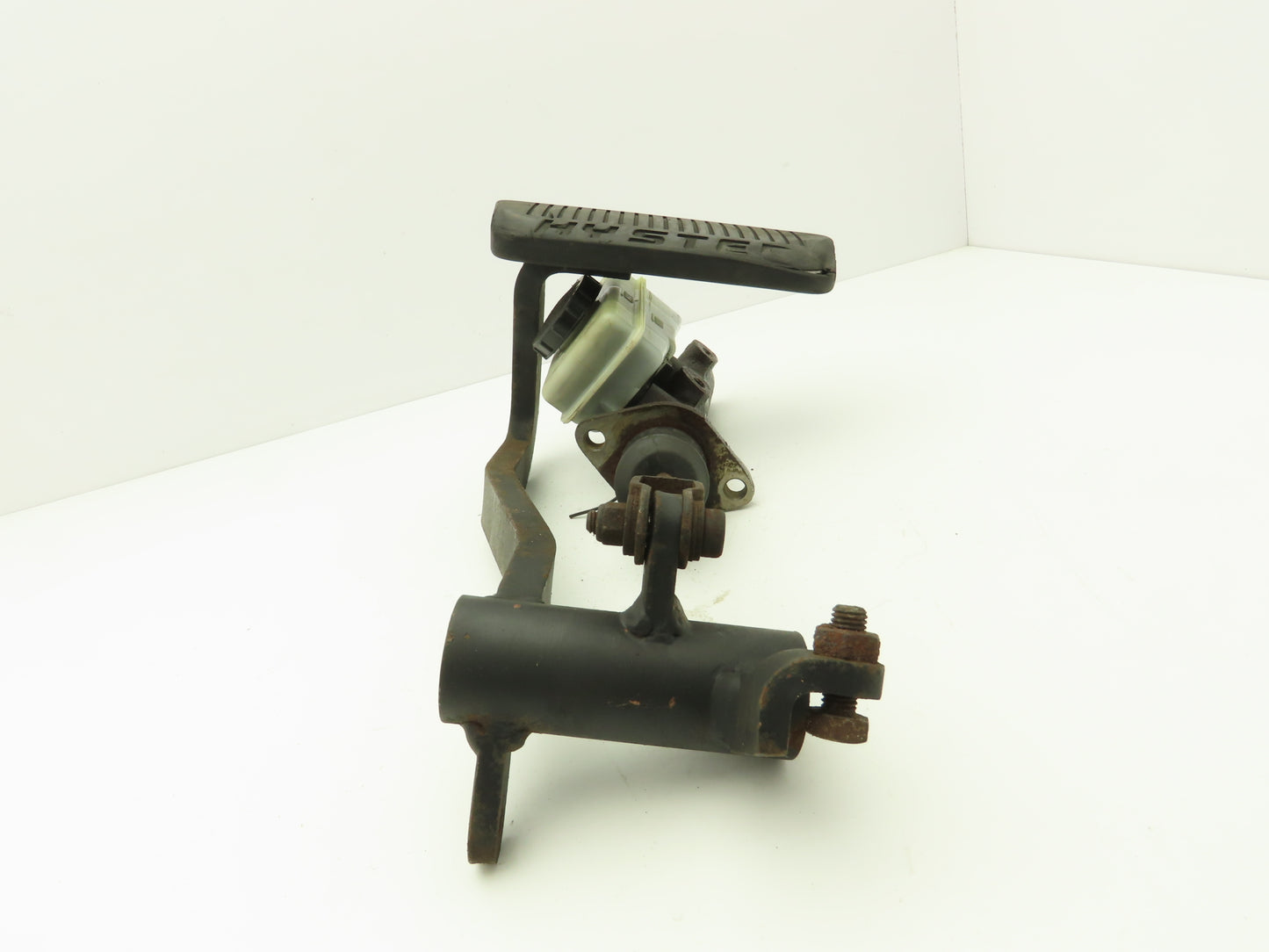 Hyster Brake Pedal & Master Cylinder Assembly Removed From E60Z-33 Forklift