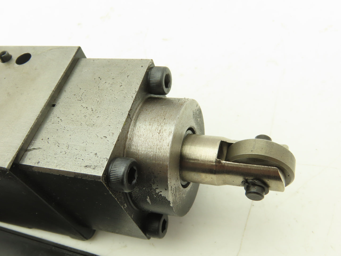 Parker D1VC1H 70 Directional Control Valve 2-Position Cam Roller 5000 PSI