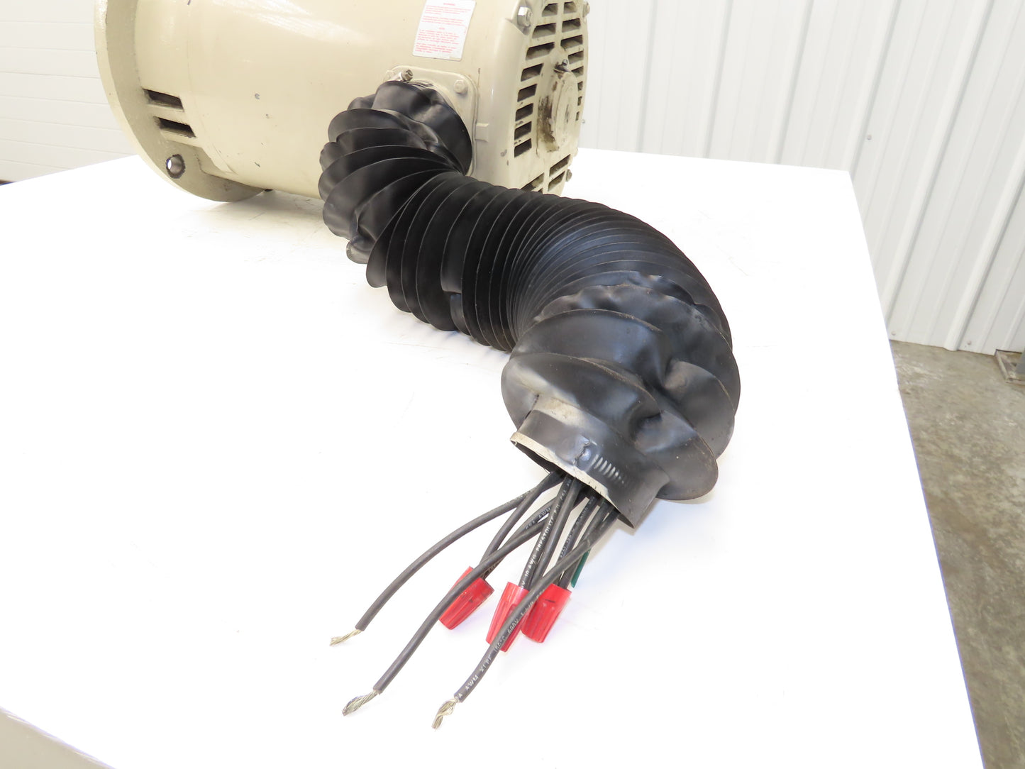 Baldor 3983108 AC Electric Motor 20Hp 1760rpm 230/460V 3Ph 256TD C Face