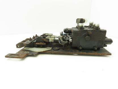 Hyster 3-Spool Hydraulic Mast Control Valve Manifold from E60Z-33 Forklift
