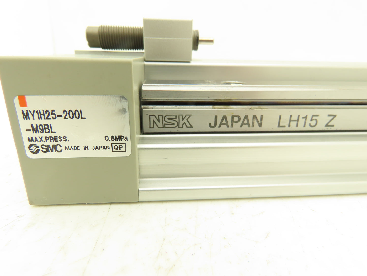 SMC MY1H25-200L-M9BL Pneumatic Rodless Cylinder 25mm Bore 200mm Stroke 116psi