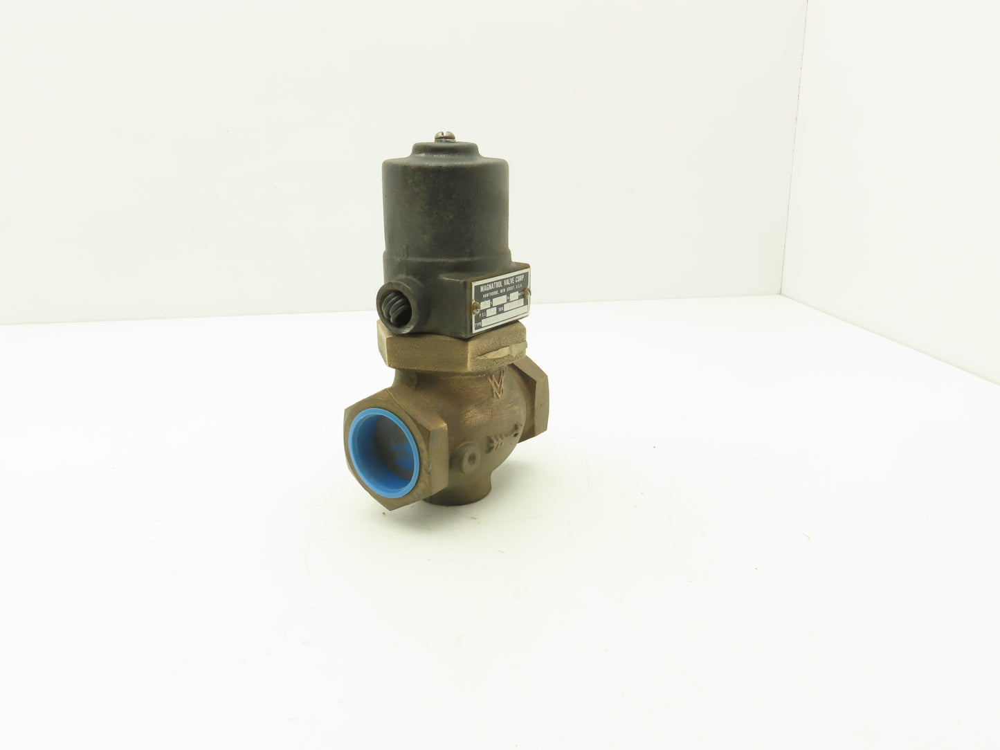 Magnatrol 18G26 Bronze Solenoid Valve 1-1/2"NPT 120V Full Port Normally Closed