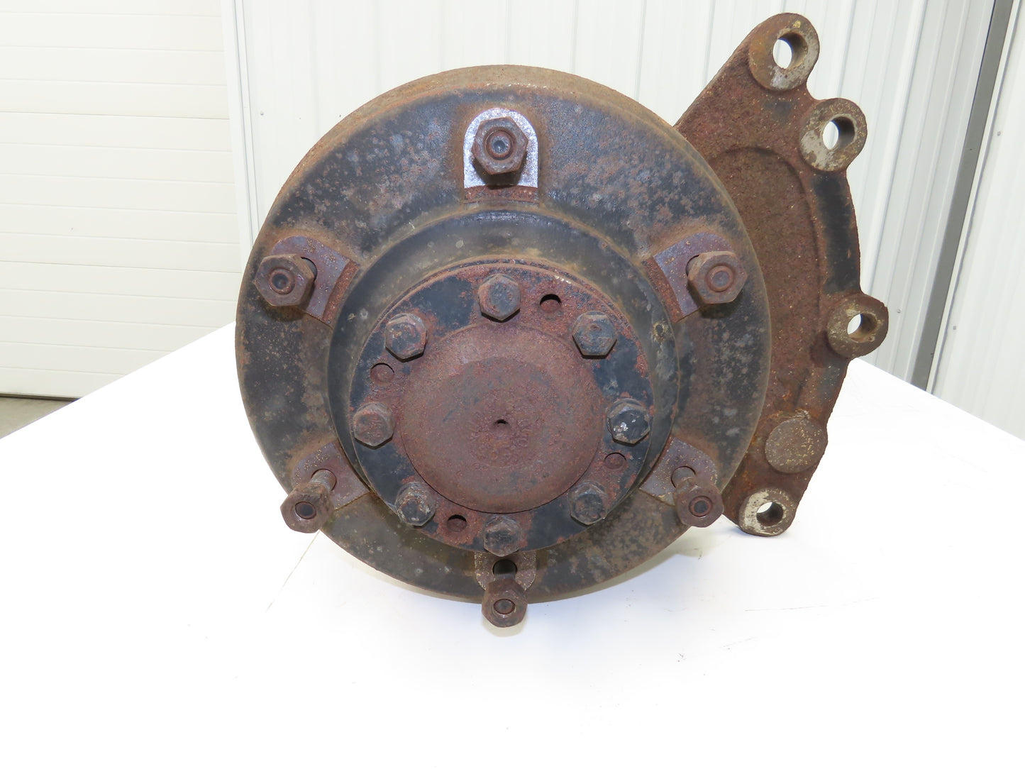 Hyster E60Z-33 Forklift Front Dual Wheel Drive Axle Assembly 6-Lug & Park Brake