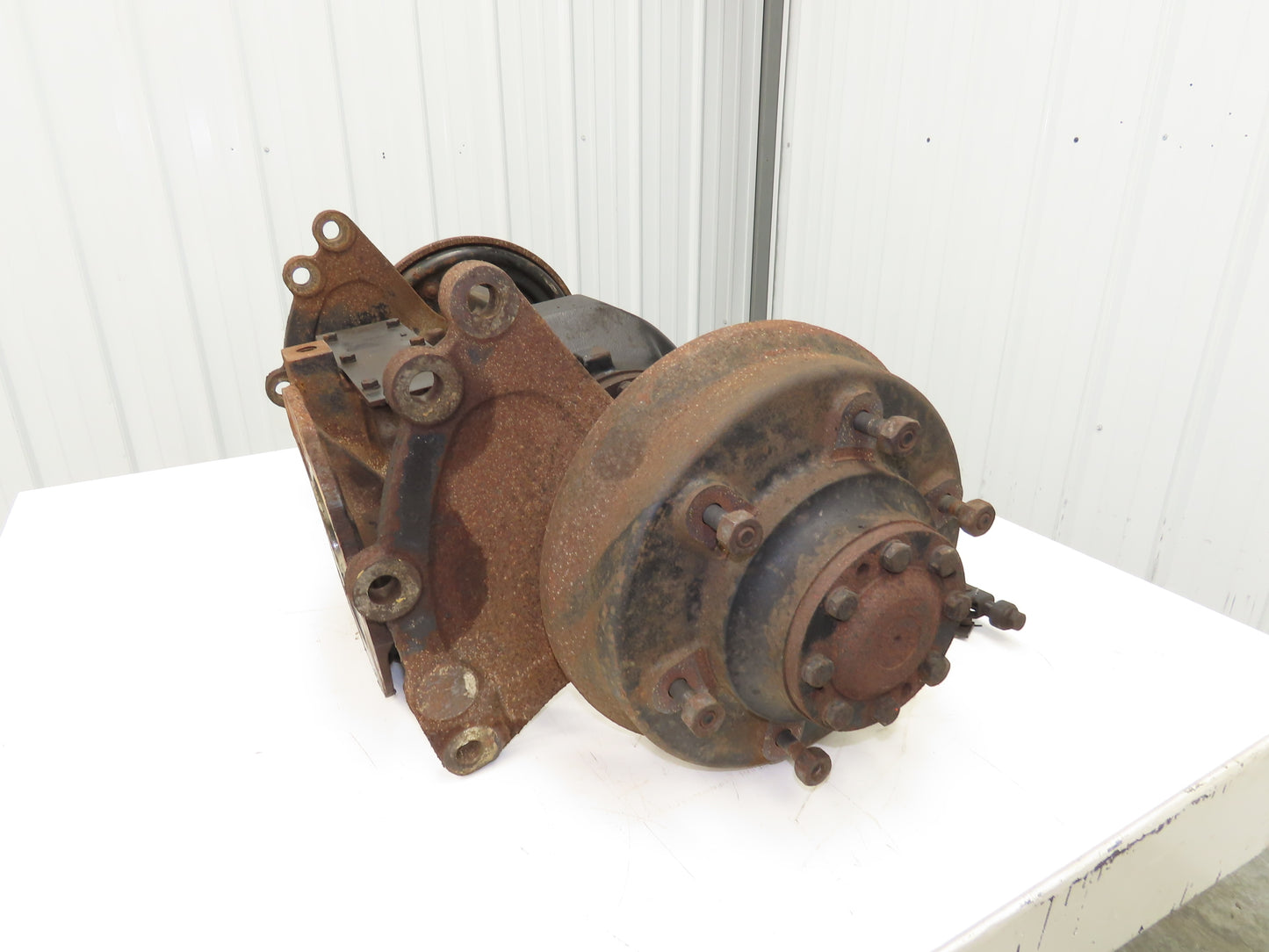 Hyster E60Z-33 Forklift Front Dual Wheel Drive Axle Assembly 6-Lug & Park Brake