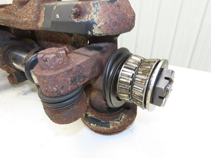 Hyster E60Z-33 Electric Forklift Rear Axle Dual Hydraulic Steering Assembly