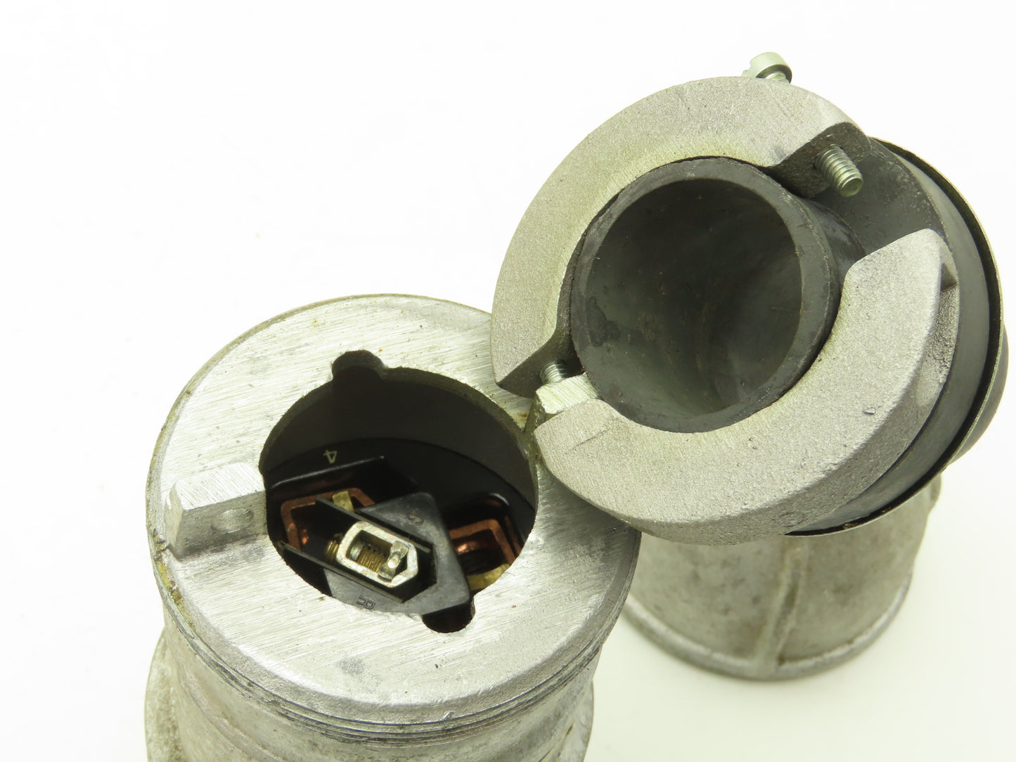 Appleton AEP-6412 Pin & Sleeve Male Plug 60A 600VAC 4-Wire 4-Pole Style 1