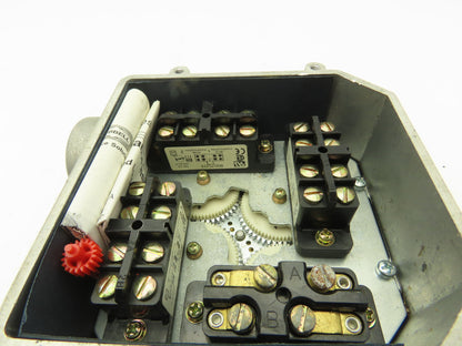 Hubbell 55-4E-4DP-WR-40 Rotary Cam Limit Switch 40:1 Gear Ratio 4NO 4NC 600V RH