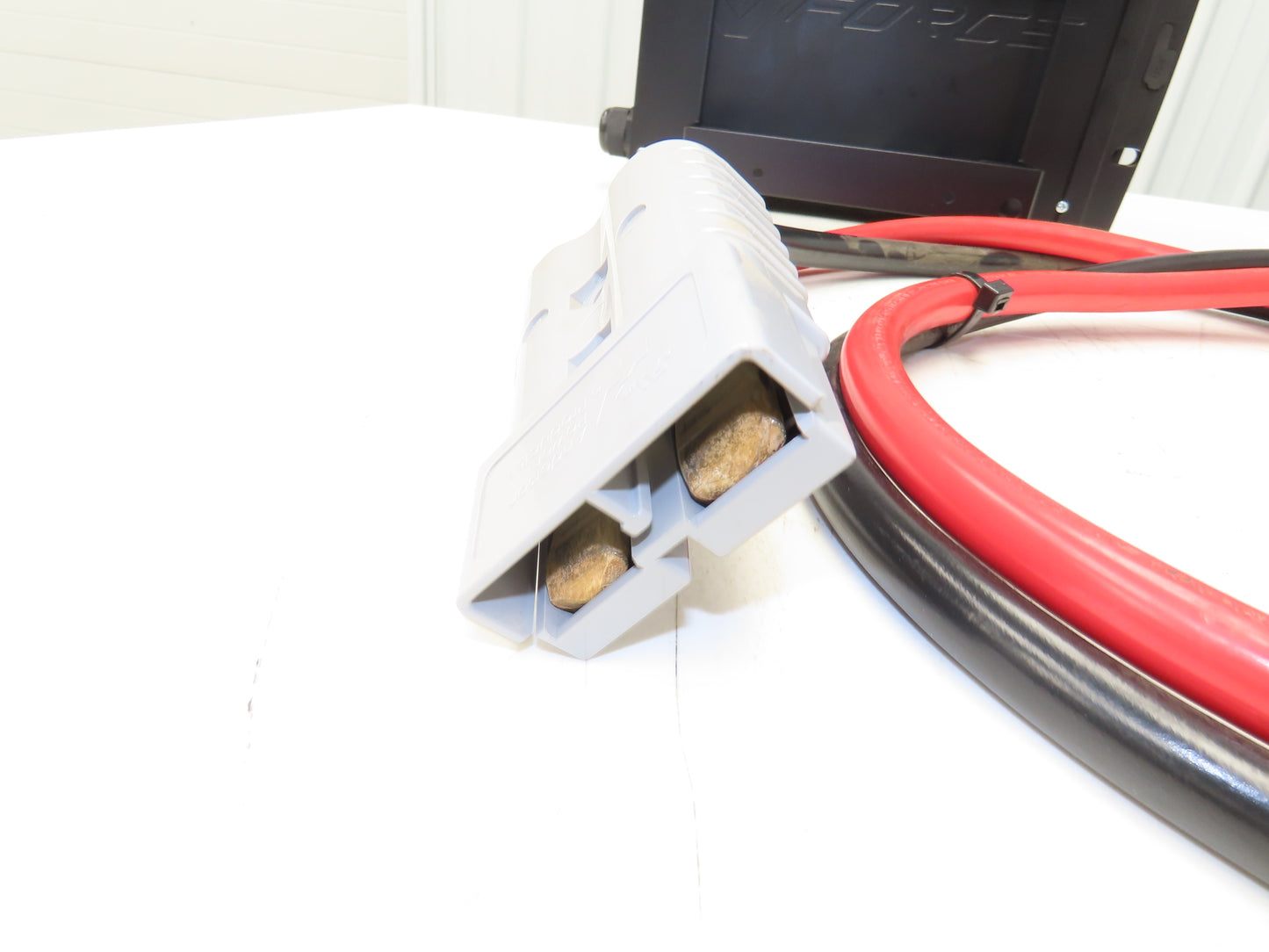 Crown V-Force FS3 Forklift Battery Charger 24V/36V/48V 1250Ah 200A 230V