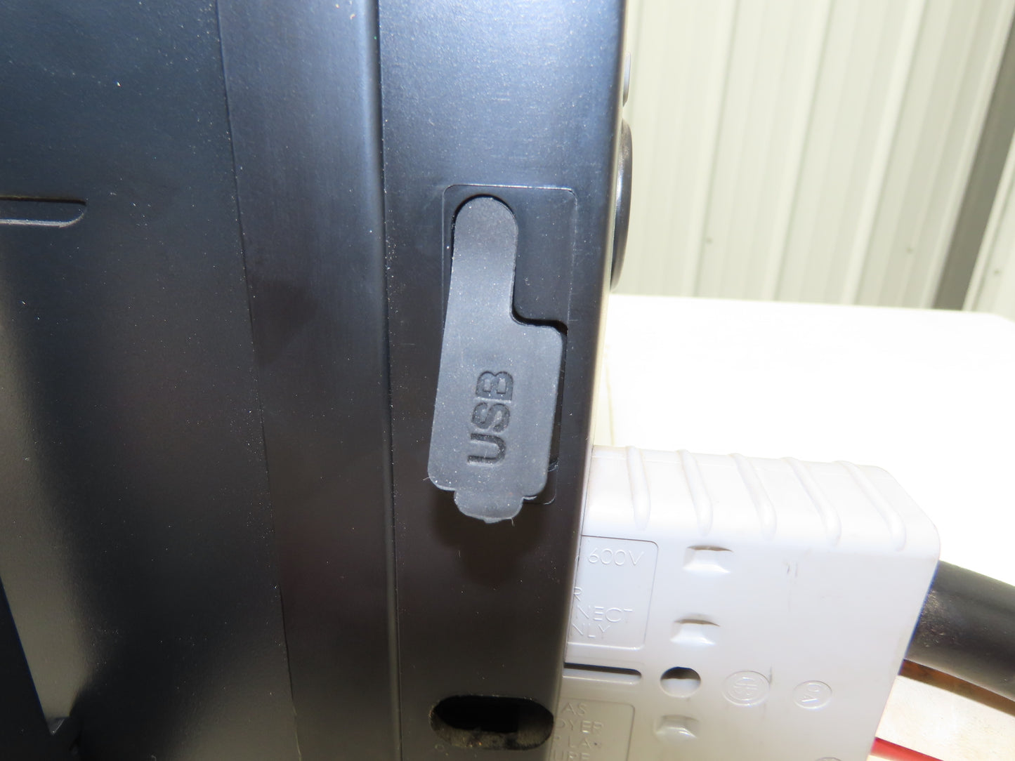 Crown V-Force FS3 Forklift Battery Charger 24V/36V/48V 1250Ah 200A 230V