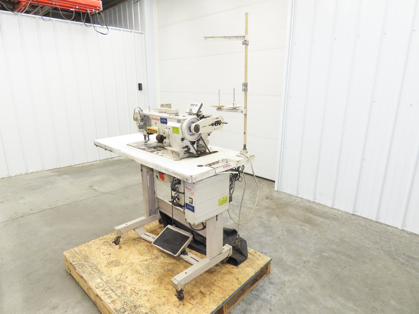 KM-1070BLX-7 Fortuna Industrial Sewing Embroidery Servo Machine 230VAC 1Ph *Read