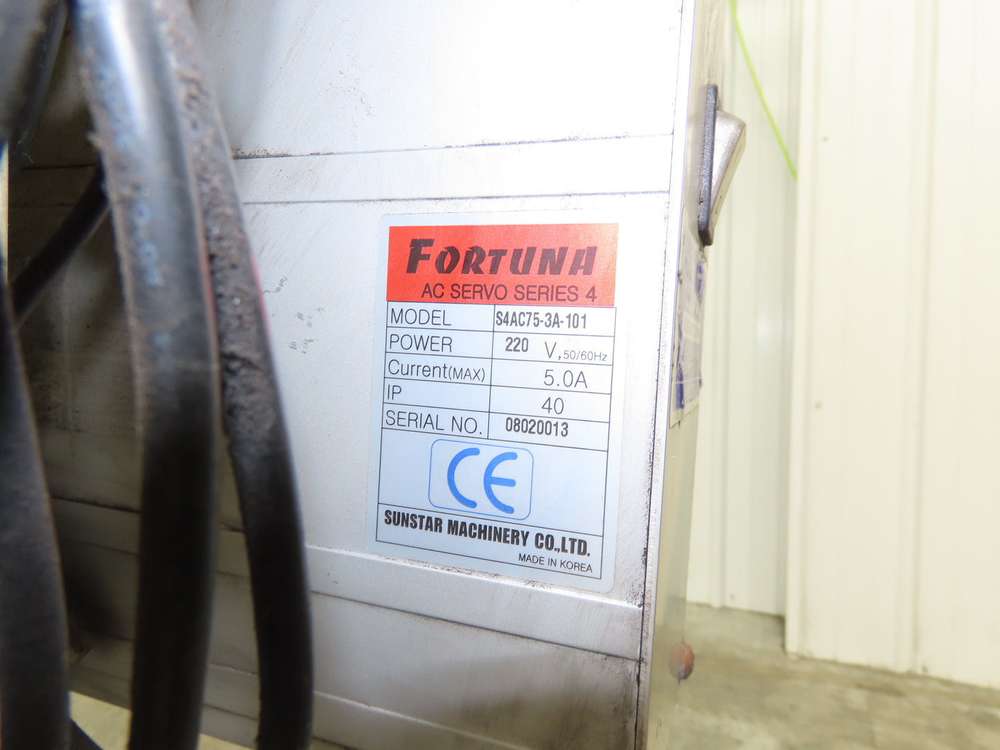 KM-1072BLX-7 Fortuna Industrial Sewing Embroidery Servo Machine 230VAC 1Ph *Read