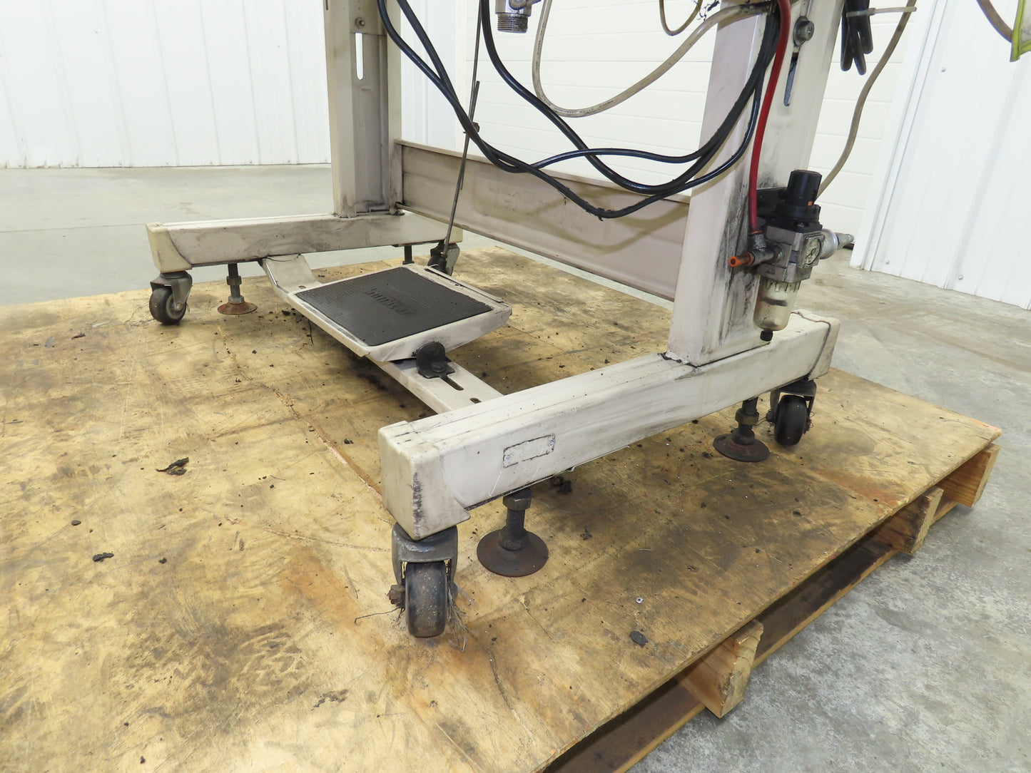 KM-1070BLX-7 Fortuna Industrial Sewing Embroidery Servo Machine 230VAC 1Ph *Read