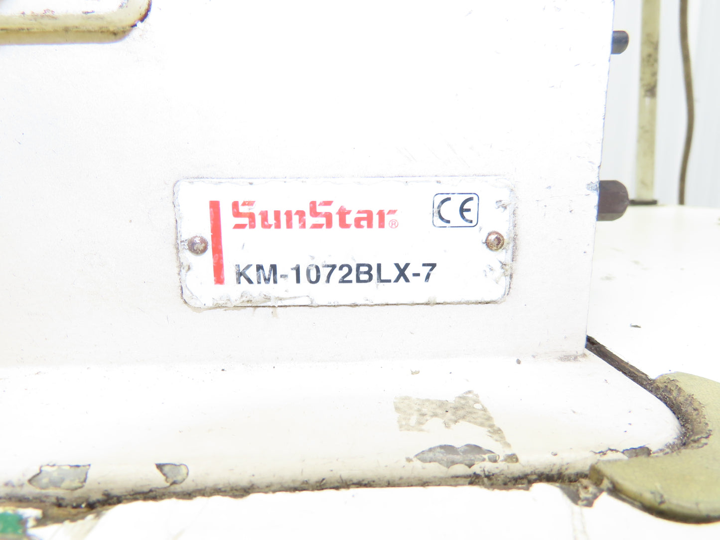 KM-1072BLX-7 Fortuna Industrial Sewing Embroidery Servo Machine 230VAC 1Ph *Read