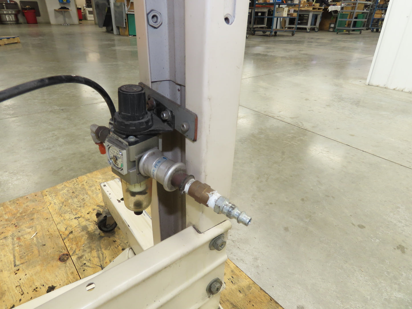 KM-1072BLX-7 Fortuna Industrial Sewing Embroidery Servo Machine 230VAC 1Ph *Read