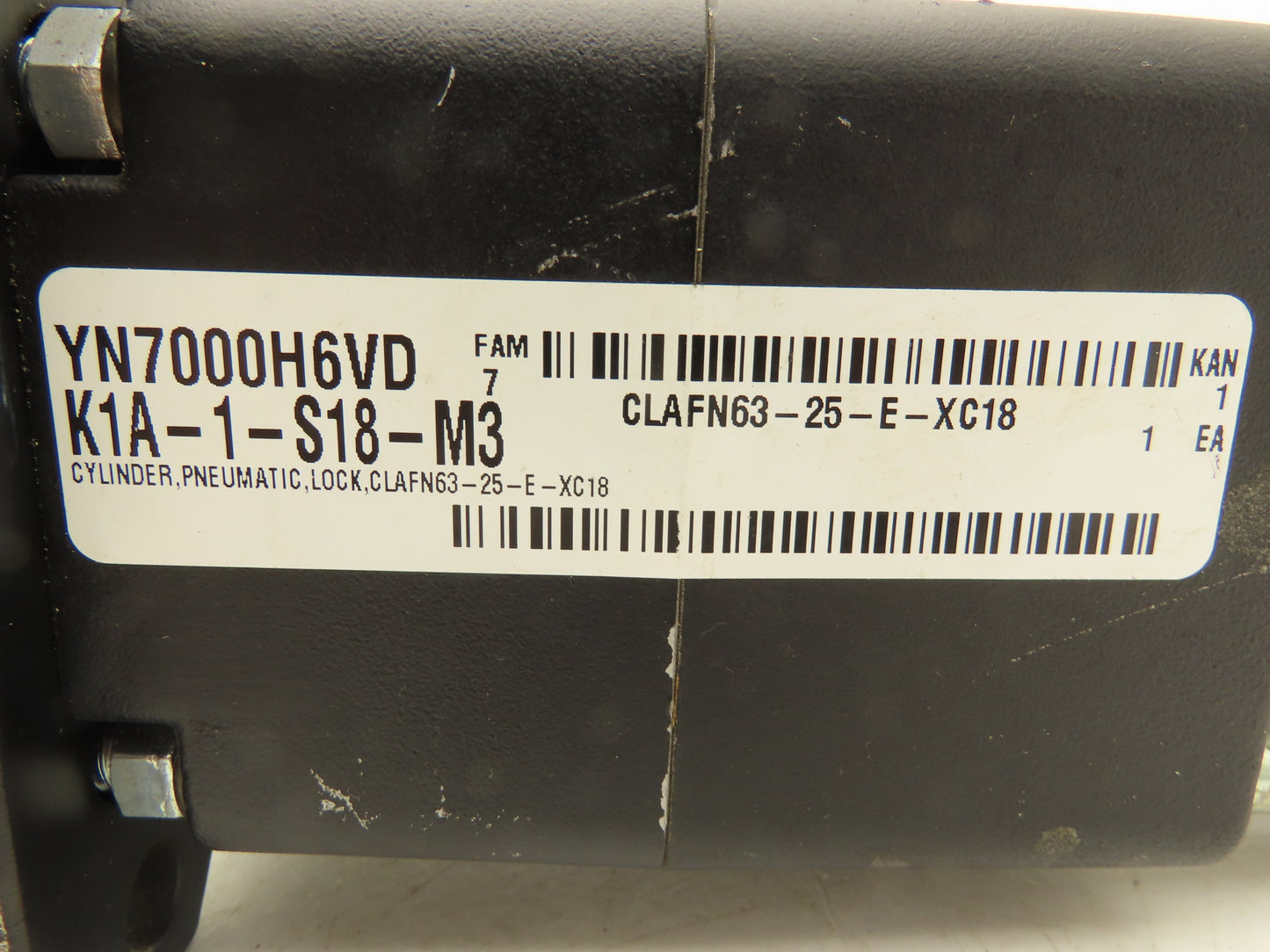 SMC CLAFN63-25-E-XC18 Pneumatic Air Cylinder 63mm Bore 20mm Stroke Locking Rod