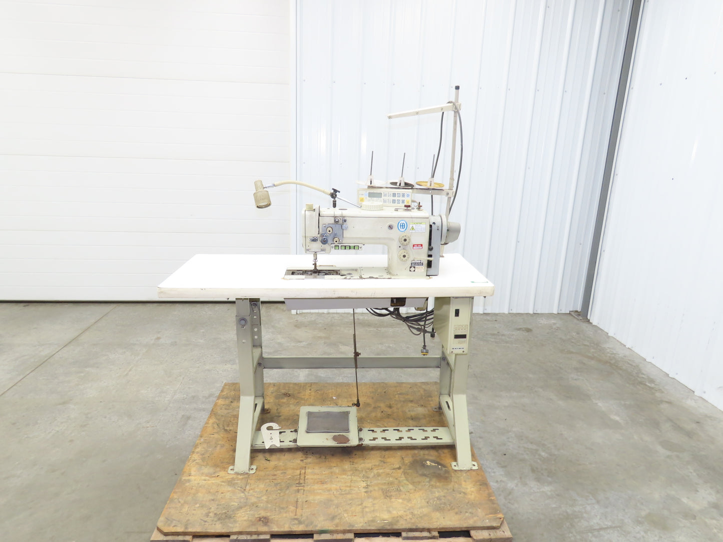 Seiko BBW-28BLC-BTFL-CD-DS Industrial Sewing Walkling Foot Machine 110V *Read