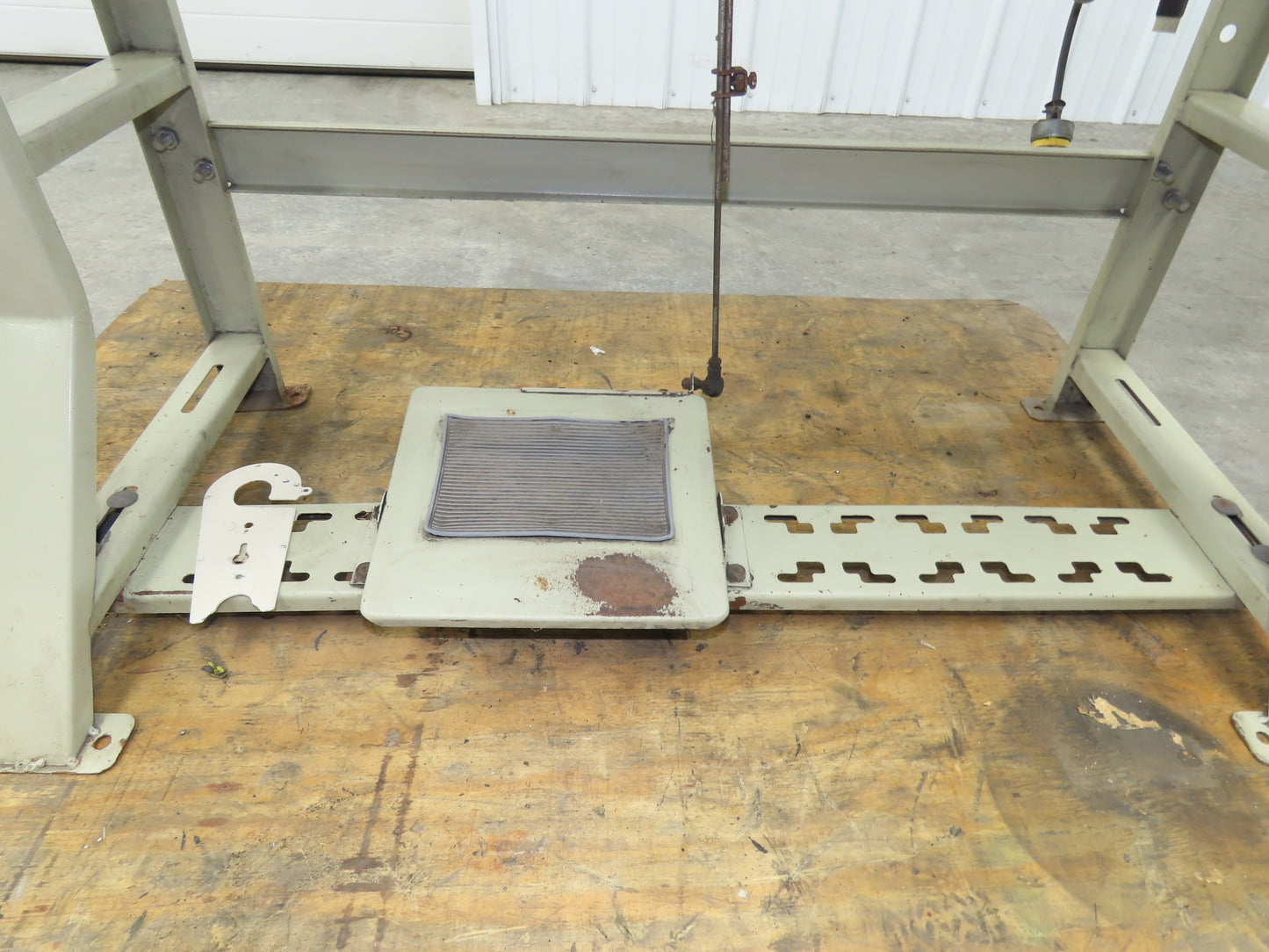 Seiko BBW-28BLC-BTFL-CD-DS Industrial Sewing Walkling Foot Machine 110V *Read