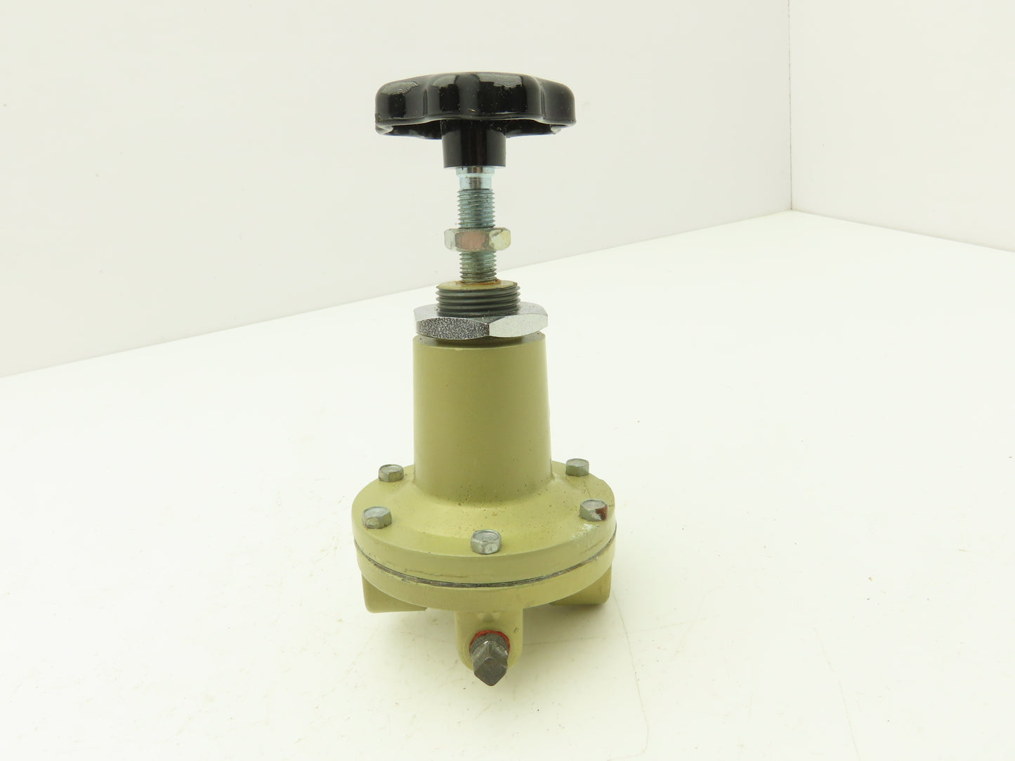 Norgren 11-004-017 Pneumatic Air Pressure Regulator 1/4"NPT 400/60psi