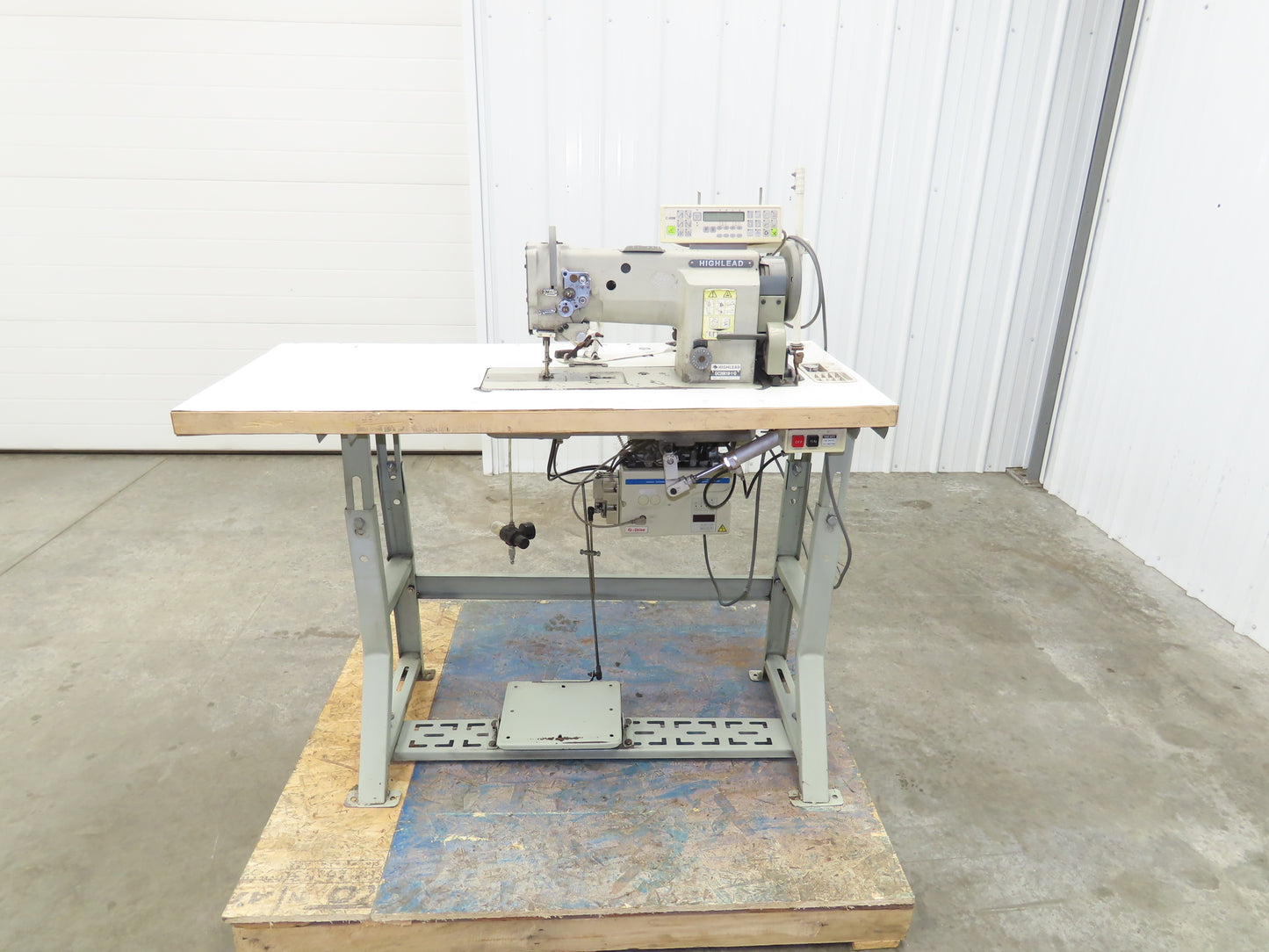 Highlead GC20618-1-D Industrial Sewing Walkling Foot Machine 	220-240V *Read
