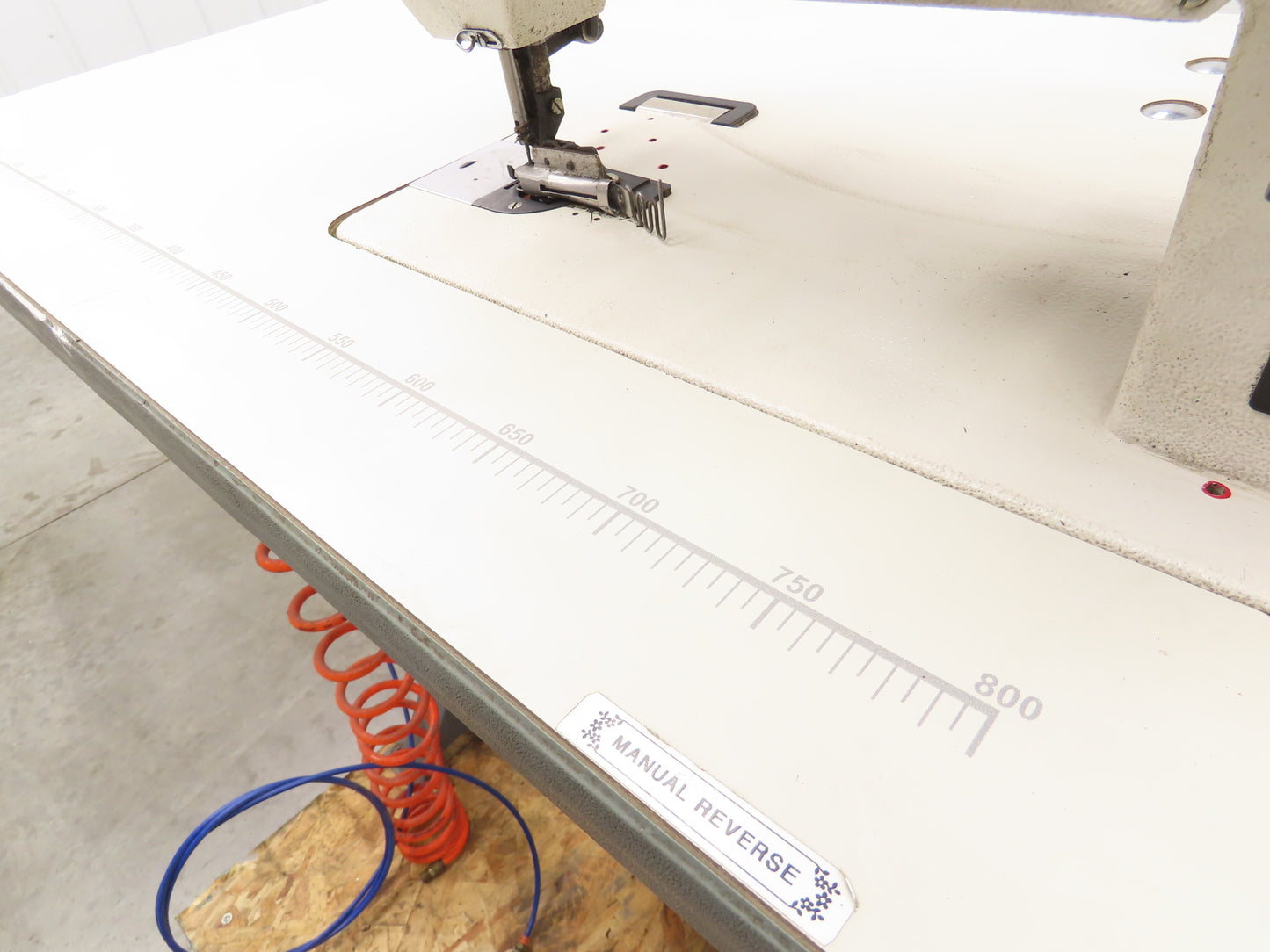 Consew 146RB-1A-1 Industrial Sewing Walkling Foot Machine 220VAC *Read