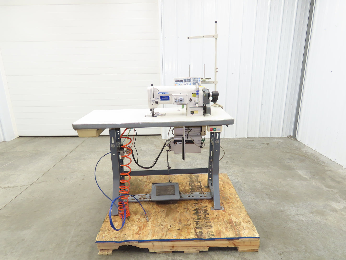 Consew 146RB-1A-1 Industrial Sewing Walkling Foot Machine 220VAC *Read