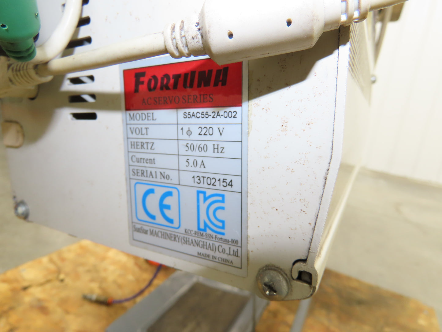 Consew 146RB-1A-1 Industrial Sewing Walkling Foot Machine 220VAC *Read