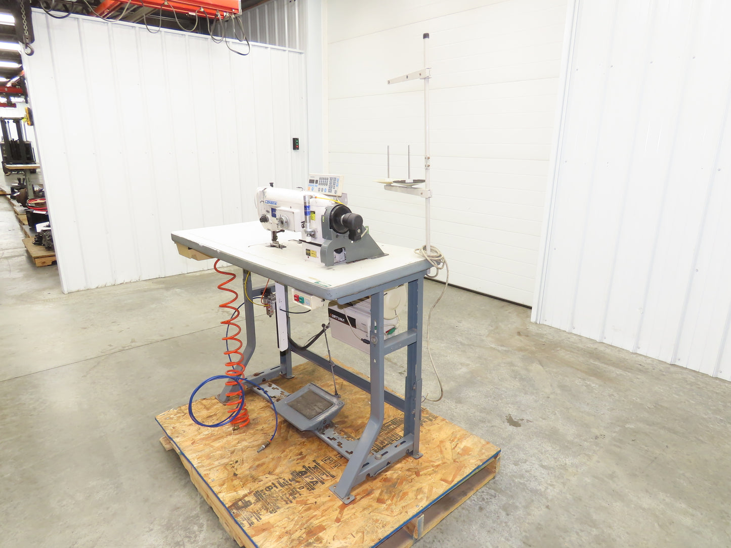 Consew 146RB-1A-1 Industrial Sewing Walkling Foot Machine 220VAC *Read