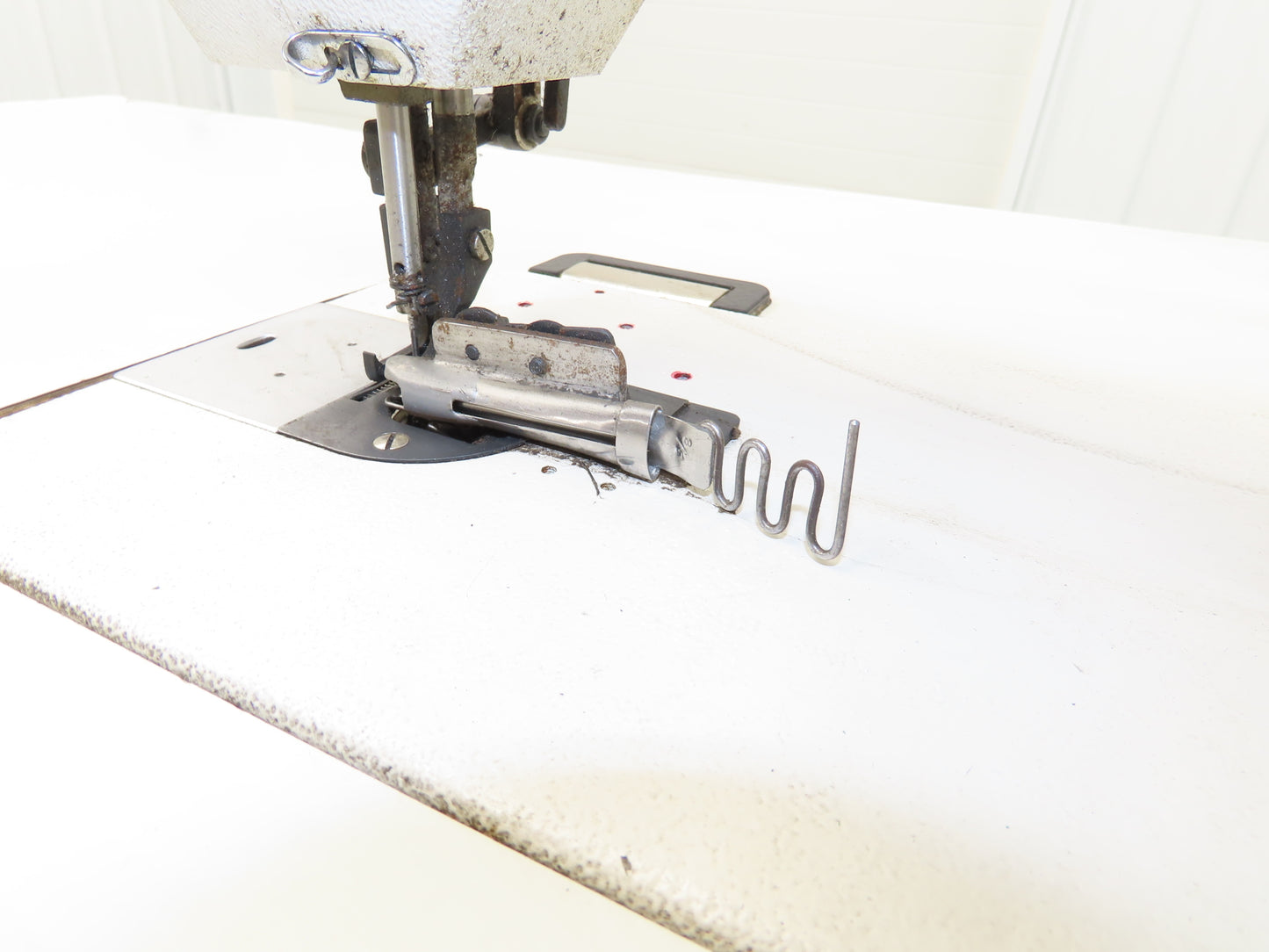 Consew 146RB-1A-1 Industrial Sewing Walkling Foot Machine 220VAC *Read