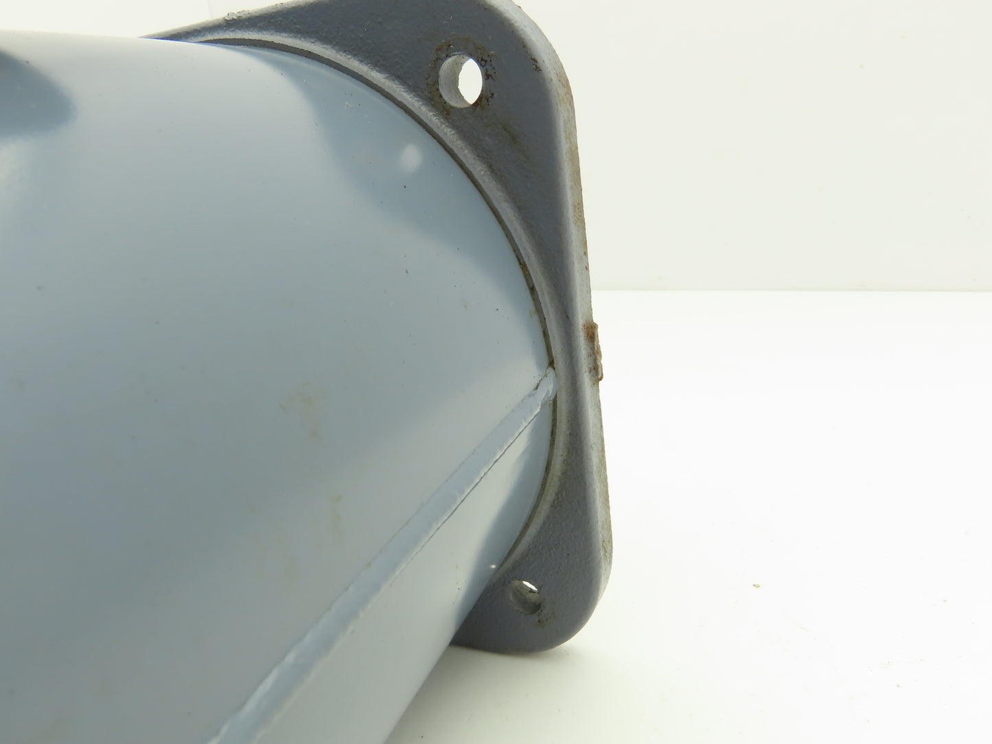 Yaskawa EELQ-5 Electric Motor .1kw 220V 550rpm 12 Pole 3 Phase Kia Turn 15