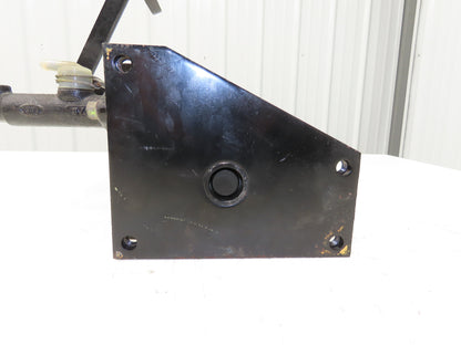 Caterpillar EP18KT Forklift Hydraulic Brake Pedal Master Cylinder Assembly