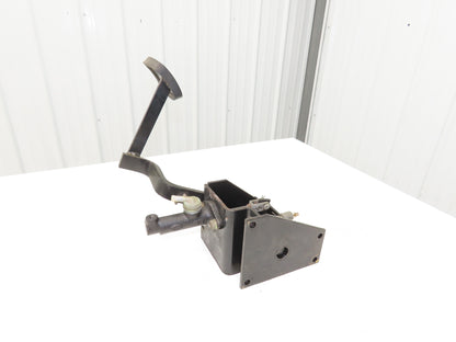 Caterpillar EP18KT Forklift Hydraulic Brake Pedal Master Cylinder Assembly