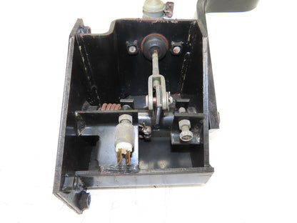 Caterpillar EP18KT Forklift Hydraulic Brake Pedal Master Cylinder Assembly