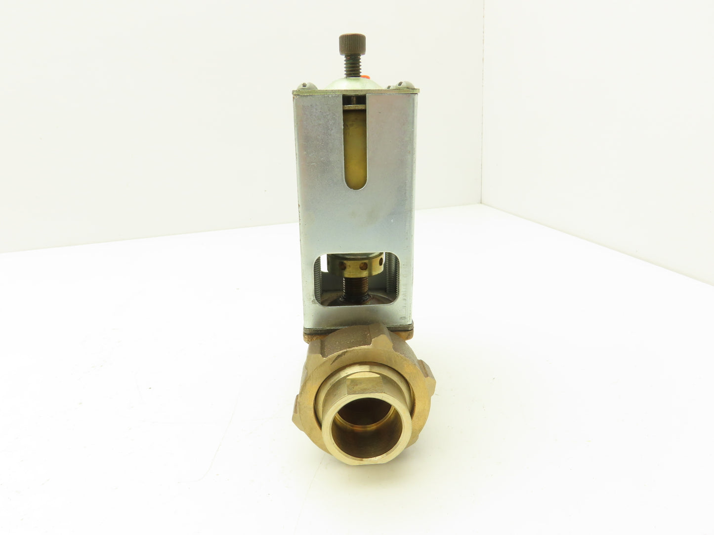 Metrex WCM3080-UEM 1" Water Regulating Valve 50-250 PSI Brass/Bronze