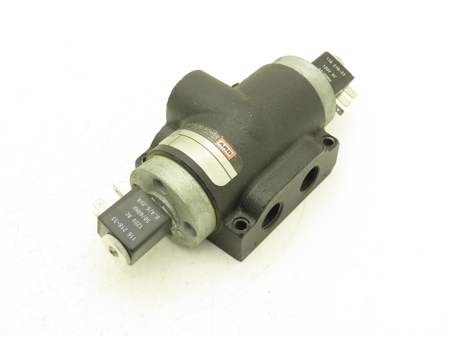 ARO Fluid Power K214SD Pneumatic Air Solenoid Valve 1/2" NPT 120VAC DIN Plug