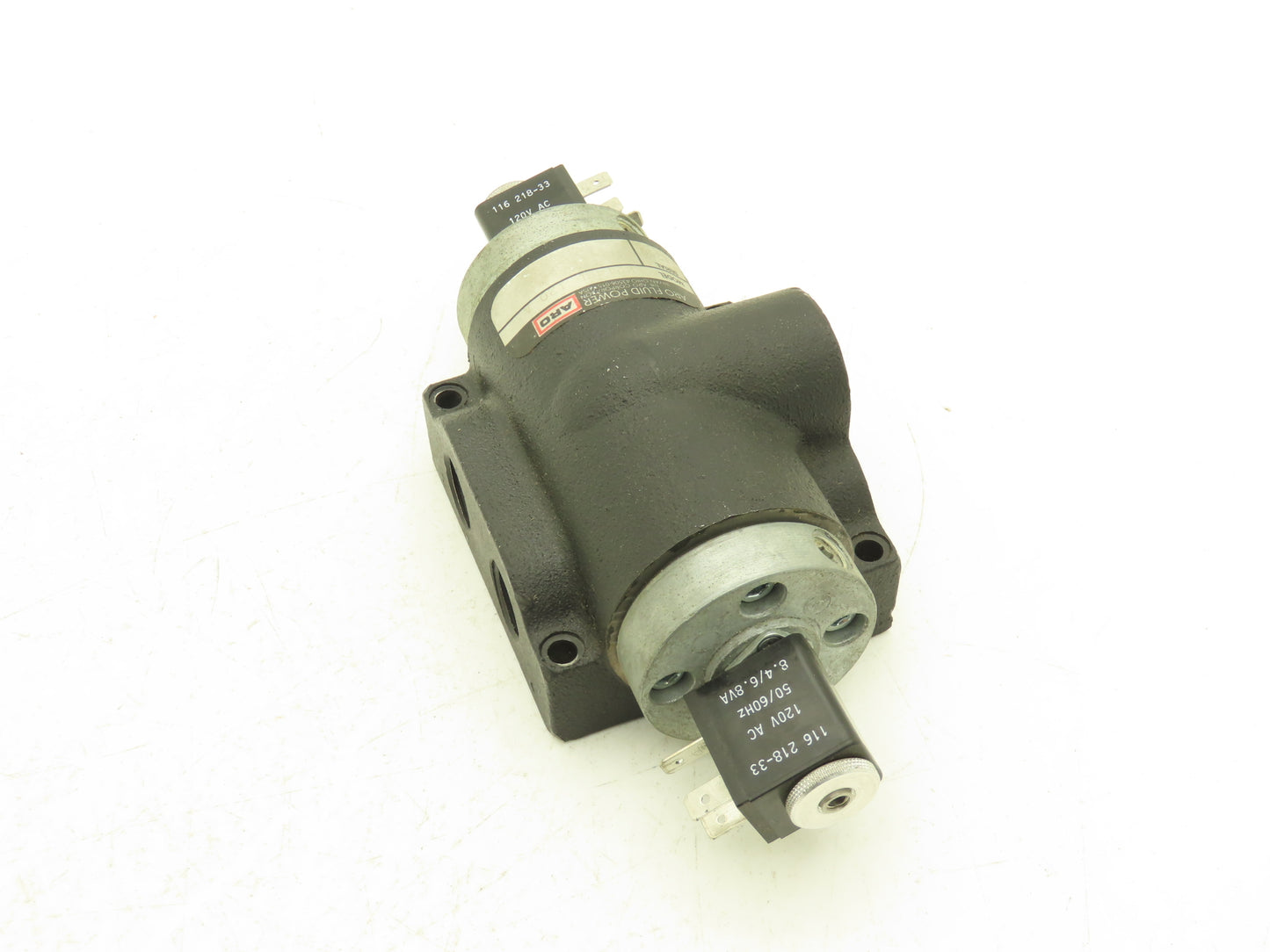 ARO Fluid Power K214SD Pneumatic Air Solenoid Valve 1/2" NPT 120VAC DIN Plug